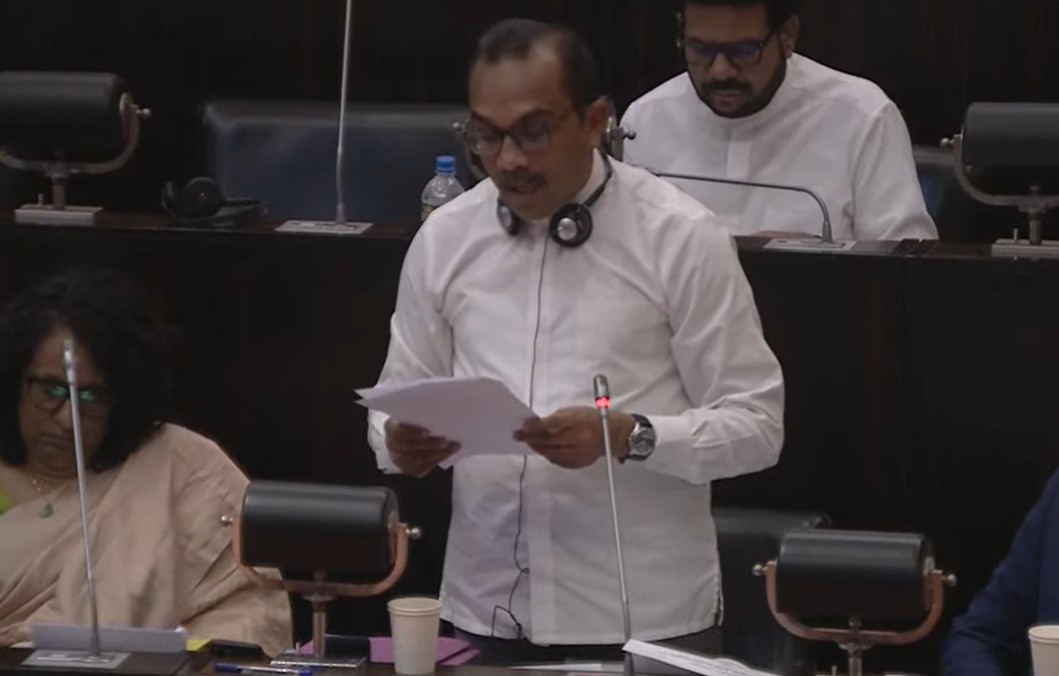 சாரதி உரிம அட்டைகளின் பற்றாக்குறை விரைவில் நிவர்த்தி செய்யப்படும் – அமைச்சர் பிமல்