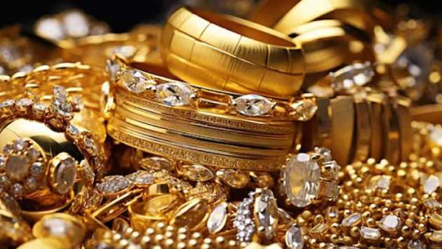 தங்கத்தின் விலை ஒரே நாளில் 20,000 ரூபா குறைவு தங்கத்தின் விலை ஒரே நாளில் 20,000 ரூபா குறைவு
