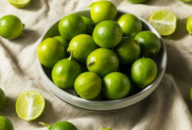 இலங்கையில் தேசிக்காய் விலை 3000 ரூபாவாக அதிகரிப்பு