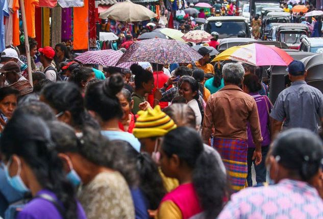 இலங்கையின் சனத்தொகை 21 மில்லியனாக பதிவானது!! ஆண்களின் எண்ணிக்கை 48.3 வீதம் இலங்கையின் சனத்தொகை 21 மில்லியனாக பதிவானது!! ஆண்களின் எண்ணிக்கை 48.3 வீதம்