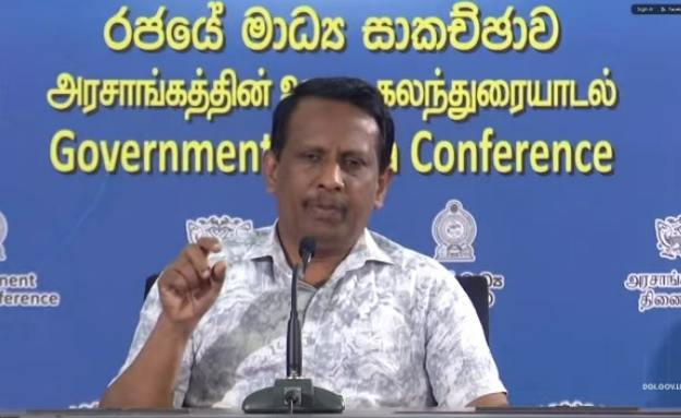 10 ஆயிரம் வீட்டுத் திட்டம் 2027 இற்குள் நிறைவு பெறும் – காணி உரிமை வழங்குவது உறுதி 10 ஆயிரம் வீட்டுத் திட்டம் 2027 இற்குள் நிறைவு பெறும் – காணி உரிமை வழங்குவது உறுதி