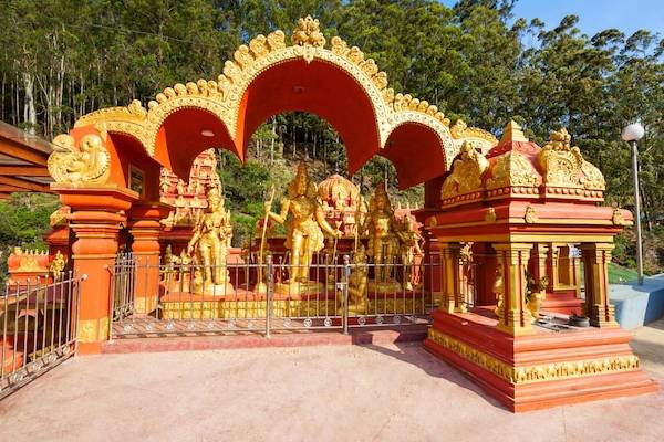 சீதை அம்மன் கோவிலில் கொள்ளை சம்பவம் – ஆறு உண்டியல்கள் உடைப்பு