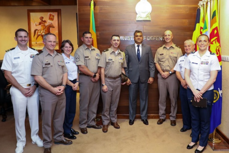 இலங்கை, அமெரிக்காவுக்கிடையில் பாதுகாப்பு உறவை வலுப்படுத்த ஒப்பந்தம் கைச்சாத்து இலங்கை, அமெரிக்காவுக்கிடையில் பாதுகாப்பு உறவை வலுப்படுத்த ஒப்பந்தம் கைச்சாத்து