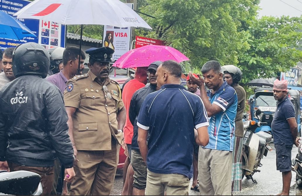 யாழில். பட்டப்பகலில் இளைஞன் கொலை – சிறைக்குள் தீட்டப்பட்ட திட்டம் யாழில். பட்டப்பகலில் இளைஞன் கொலை – சிறைக்குள் தீட்டப்பட்ட திட்டம்