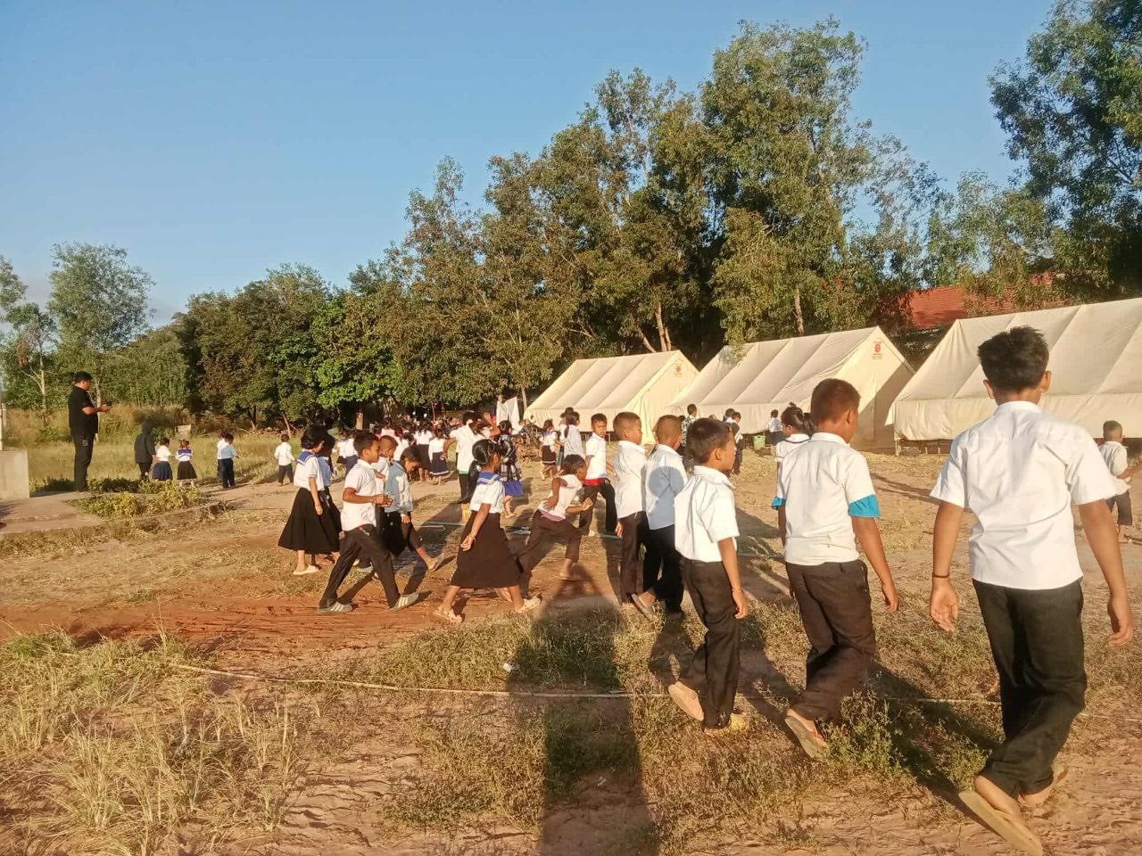 கம்போடியா உடனான எல்லை பிரச்சினை தீவிரம் – பாடசாலைகளை மூடிய தாய்லாந்து