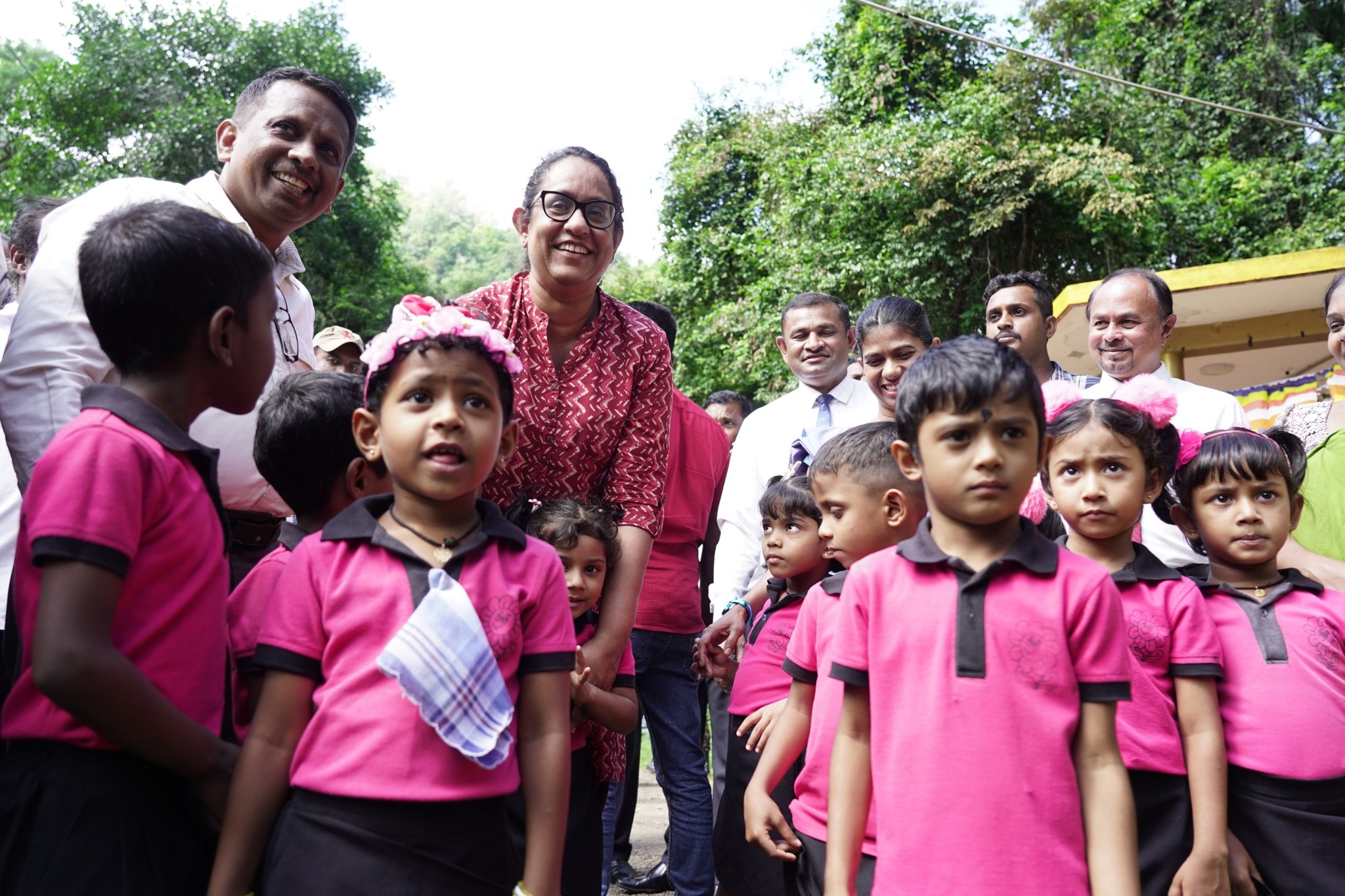 பதுளை மாவட்டத்தில் பாதிக்கப்பட்ட பாடசாலைகளுக்கு பிரதமர் நேரடி விஜயம்