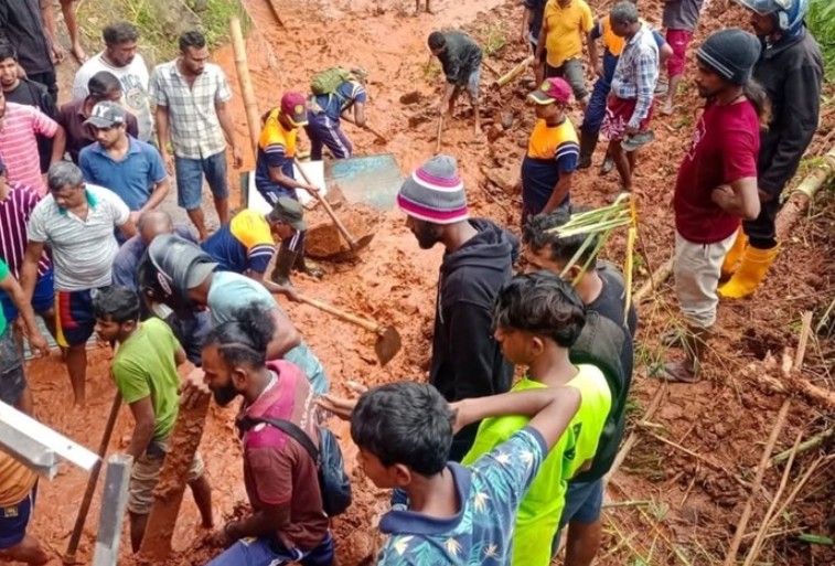 அனர்த்தங்களினால் உயிரிழந்தோரின் எண்ணிக்கை 355 ஆக அதிகரிப்பு அனர்த்தங்களினால் உயிரிழந்தோரின் எண்ணிக்கை 355 ஆக அதிகரிப்பு