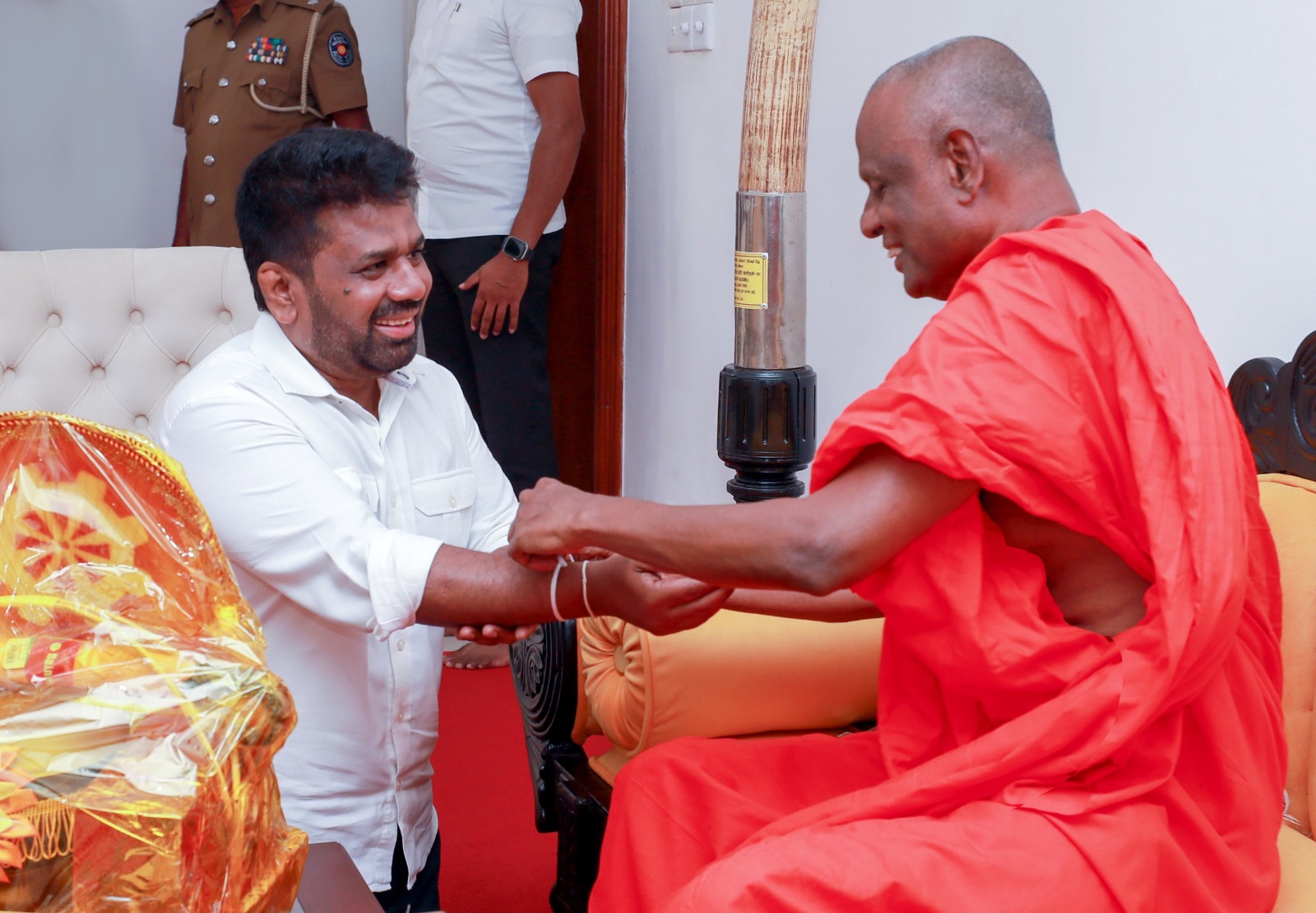 அட்டமஸ்தானாதிபதி தேரரை சந்தித்த ஜனாதிபதி 