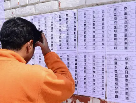 தமிழகத்தில் வாக்காளர் பட்டியல் – வெளியான அதிர்ச்சியான தகவல் தமிழகத்தில் வாக்காளர் பட்டியல் – வெளியான அதிர்ச்சியான தகவல்