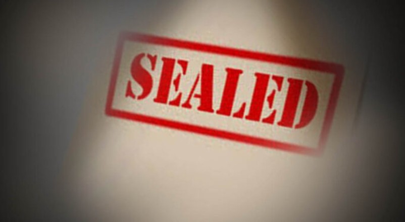 அநுராதபுரத்தில் மனித நுகர்வுக்கு பொருத்தமற்ற இறைச்சி சேமிப்பு – முழு இருப்புக்கும் சீல் அநுராதபுரத்தில் மனித நுகர்வுக்கு பொருத்தமற்ற இறைச்சி சேமிப்பு – முழு இருப்புக்கும் சீல்