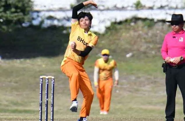 டி20 போட்டிகளில் எட்டு விக்கெட்டுகளை வீழ்த்தி உலக சாதனை!