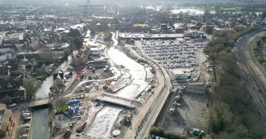 பிரித்தானியாவில் ஆயிரக்கணக்கான வெள்ளத் தடுப்புகள் தரம் குறைவானவை – ஆய்வில் தகவல்