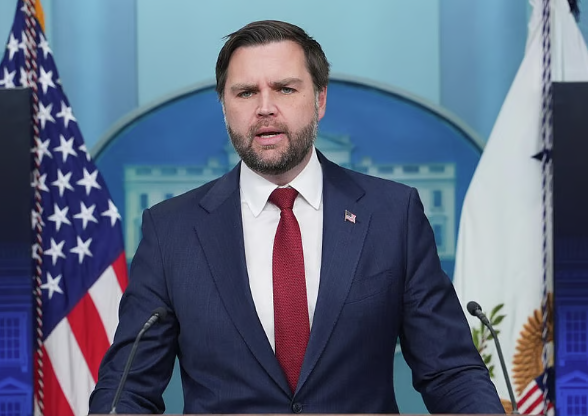 “கிரிமினல்களிடம் இருந்து அமெரிக்கா அதிகாரத்தை பறிக்கும்’’ – ஜே.டி.வான்ஸ் “கிரிமினல்களிடம் இருந்து அமெரிக்கா அதிகாரத்தை பறிக்கும்’’ – ஜே.டி.வான்ஸ்