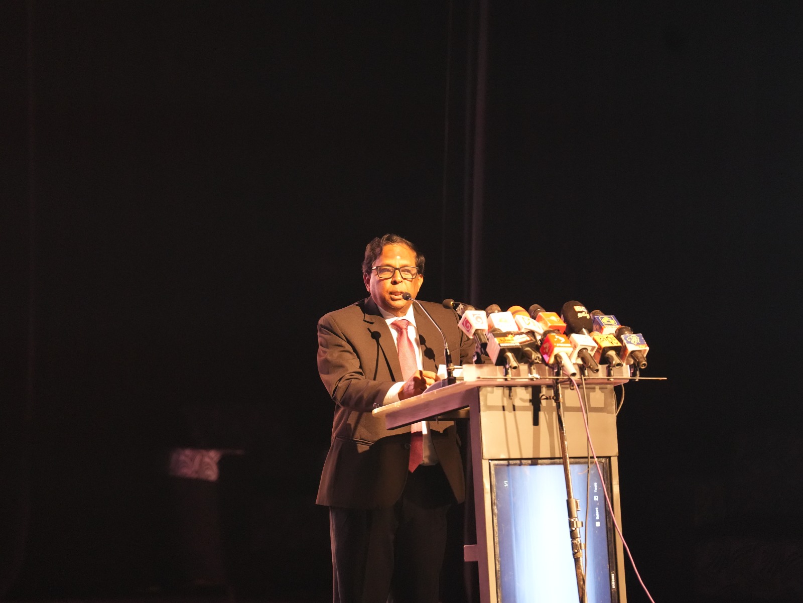 அநுர ஆட்சியில் பாதுகாப்பு உறுதி ; வடக்கில் முதலீடு செய்ய வாருங்கள்