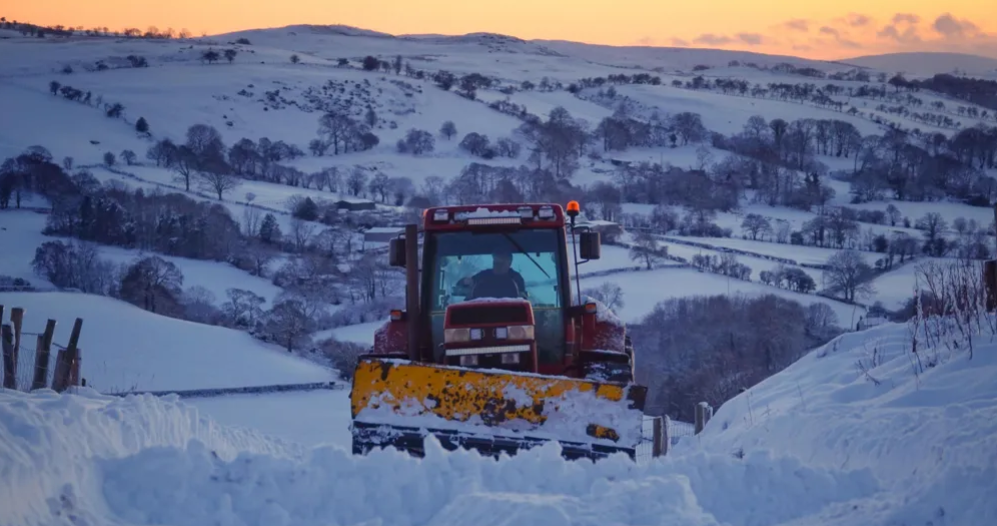 கோரெட்டி புயல் – கடுமையான குளிரை எதிர்கொள்ளும் வேல்ஸ்