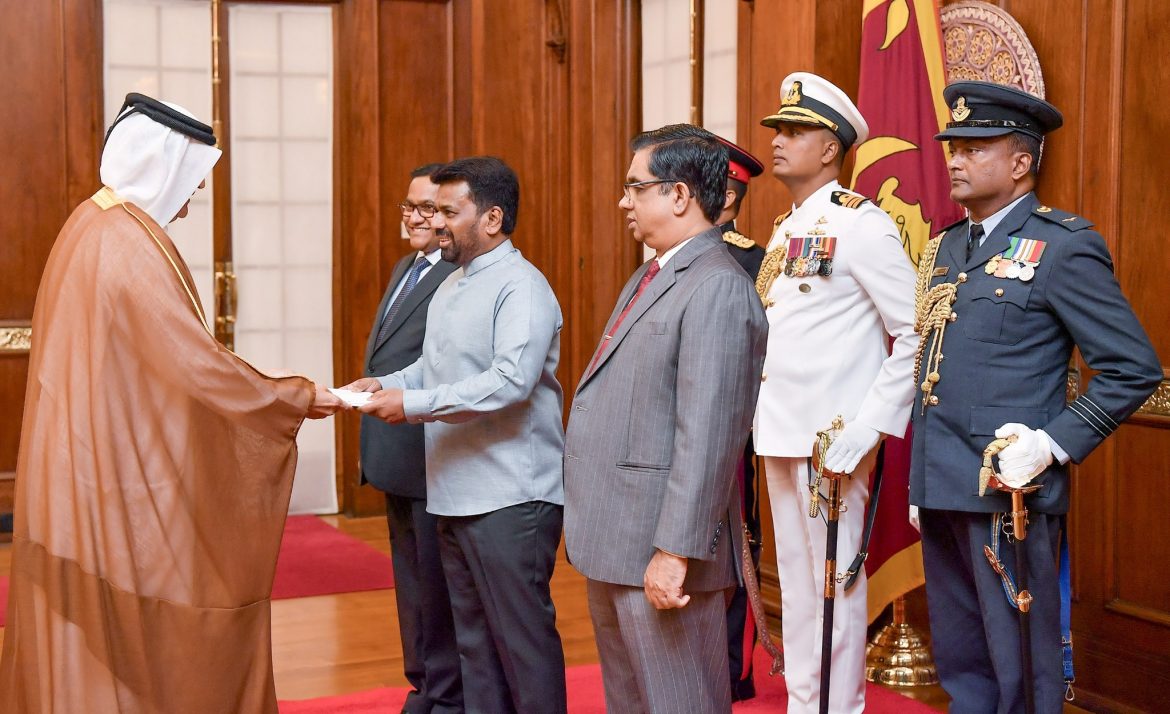 3 புதிய தூதுவர்களின் நற்சான்றிதழ் பத்திரங்கள் ஜனாதிபதியிடம் கையளிப்பு