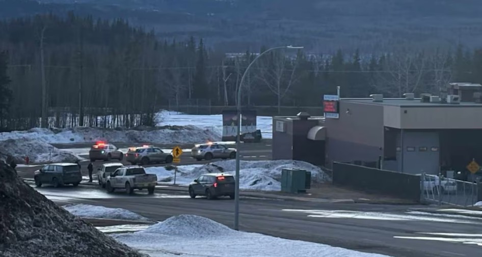 கனடா பாடசாலையில் கோர துப்பாக்கிச் சூடு; 10 பேர் பலி – தாக்குதல்தாரியும் உயிர்மாய்ப்பு