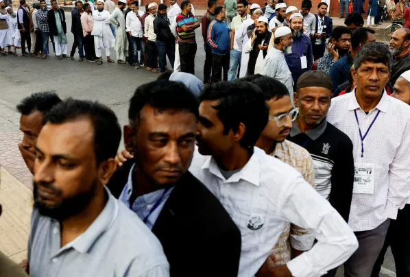 பங்களாதேஷில் இன்று பொதுத்தேர்தல்