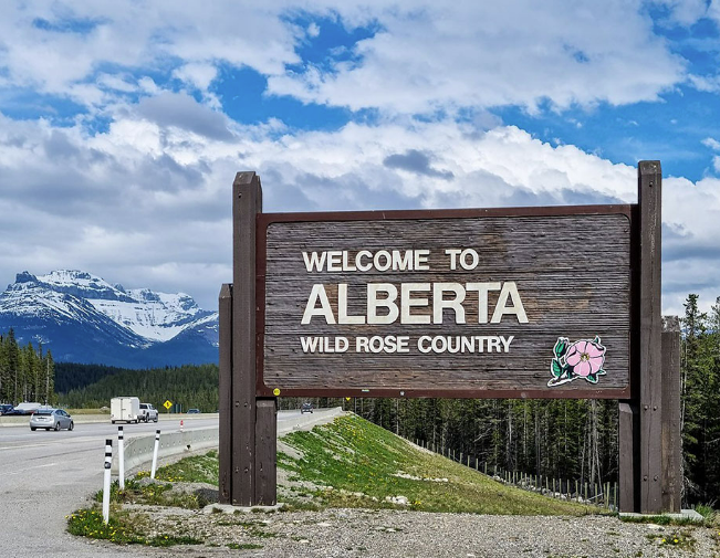 கனடாவில் ஆல்பர்ட்டா என்ற புதிய நாட்டை உருவாக்க முயற்சி