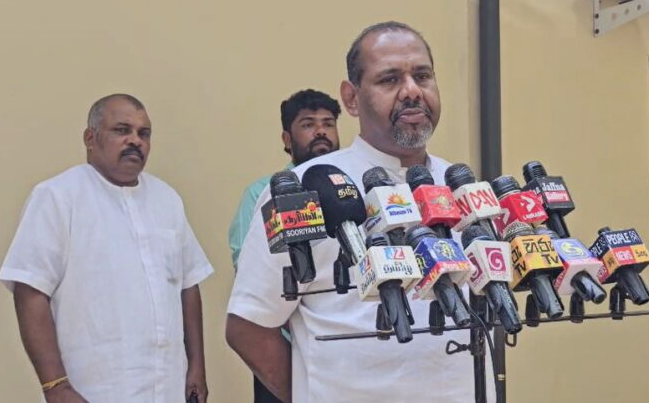 திம்பு கோட்பாடுகளுடன் புதிய அரசமைப்பு வரைவு: யாழில் தமிழ்த் தரப்புகள் ஒருமனதாகத் தீர்மானம்