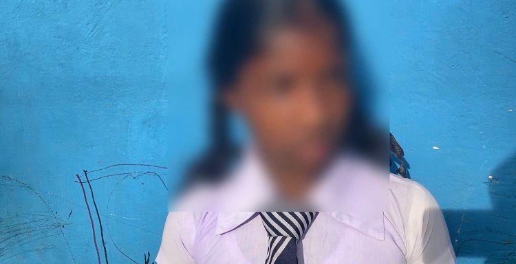 8 ஆம் தர மாணவியை தாக்கிய ஆசிரியர்