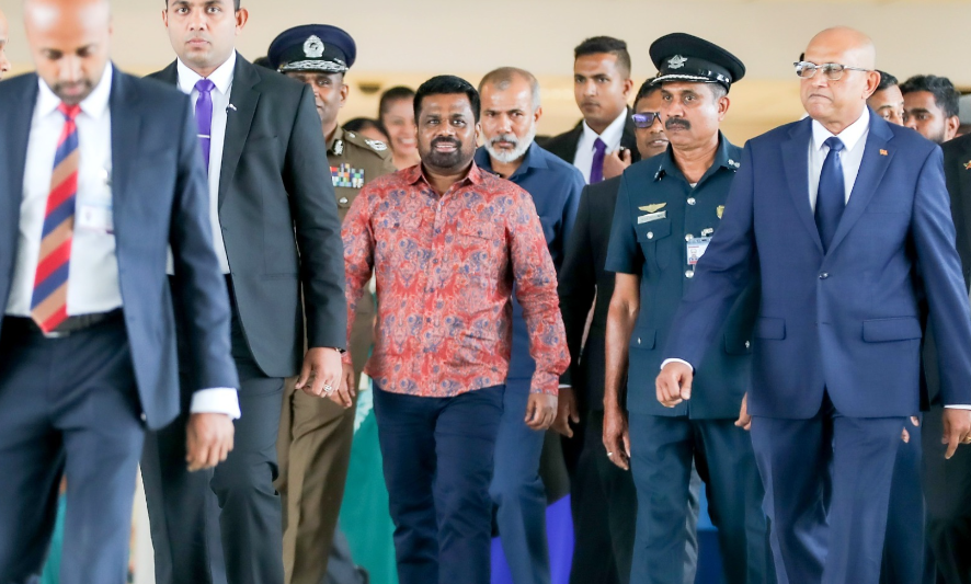 ஜனாதிபதி இந்தியா பயணமானார்