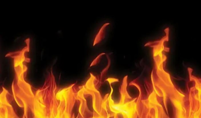 கெரவலப்பிட்டி குப்பை மேட்டுப் பகுதியில் தீப்பரவல்