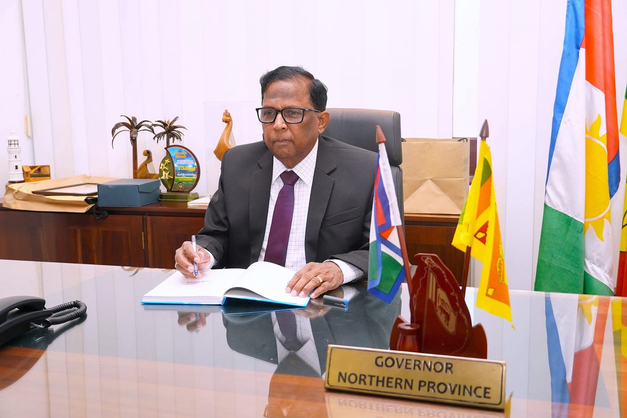 க.பொ.த சாதாரண தரப் பரீட்சை நாளை ஆரம்பம் : கல்வியால் வடக்குக்கு பெருமை சேர்க்க ஆளுநர் அழைப்பு