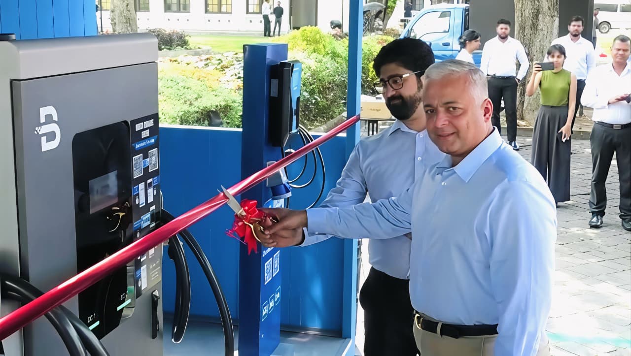 அறிமுகமாகிறது “Synogen EVO” சார்ஜிங் நிலையம் அறிமுகமாகிறது “Synogen EVO” சார்ஜிங் நிலையம்