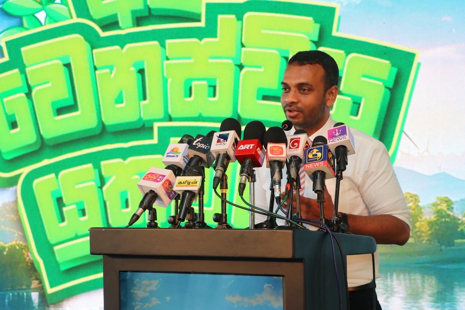 பிளாஸ்டிக் பாவனையைக் குறைக்க ‘டார்லி பட்லர்’ நிறுவனத்தின் புதிய முயற்சி: “நாங்கள் மாற வேண்டும்” எனும் விழிப்புணர்வுப் பிரச்சாரம் ஆரம்பம்