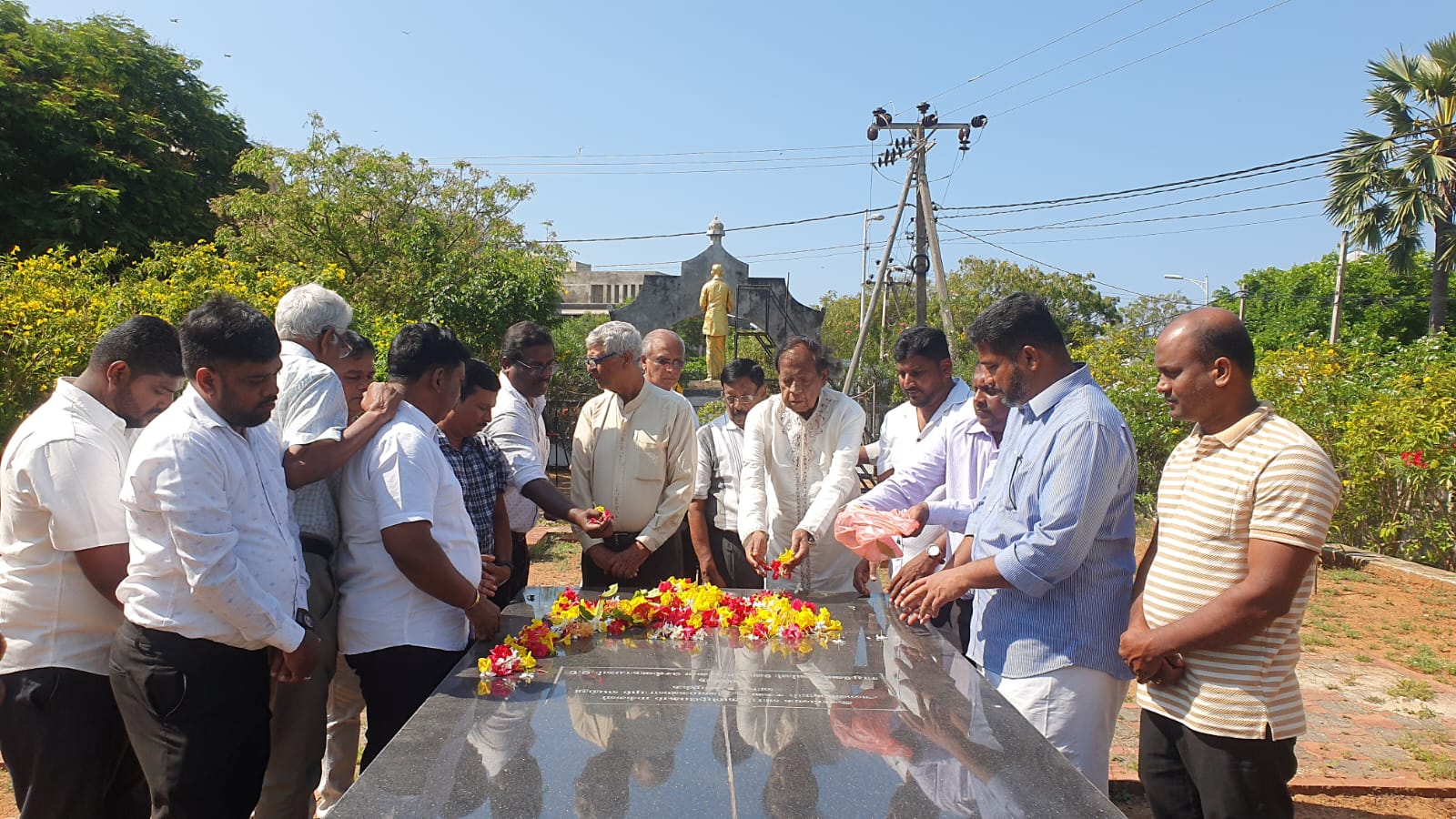 தந்தை செல்வாவின் 128-வது ஜனனதினம் யாழ்ப்பாணத்தில் உணர்வுபூர்வமாக அனுஷ்டிப்பு