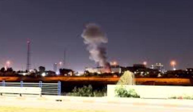 பாக்தாத் சர்வதேச விமான நிலையத்திற்கு அருகில் தாக்குதல்