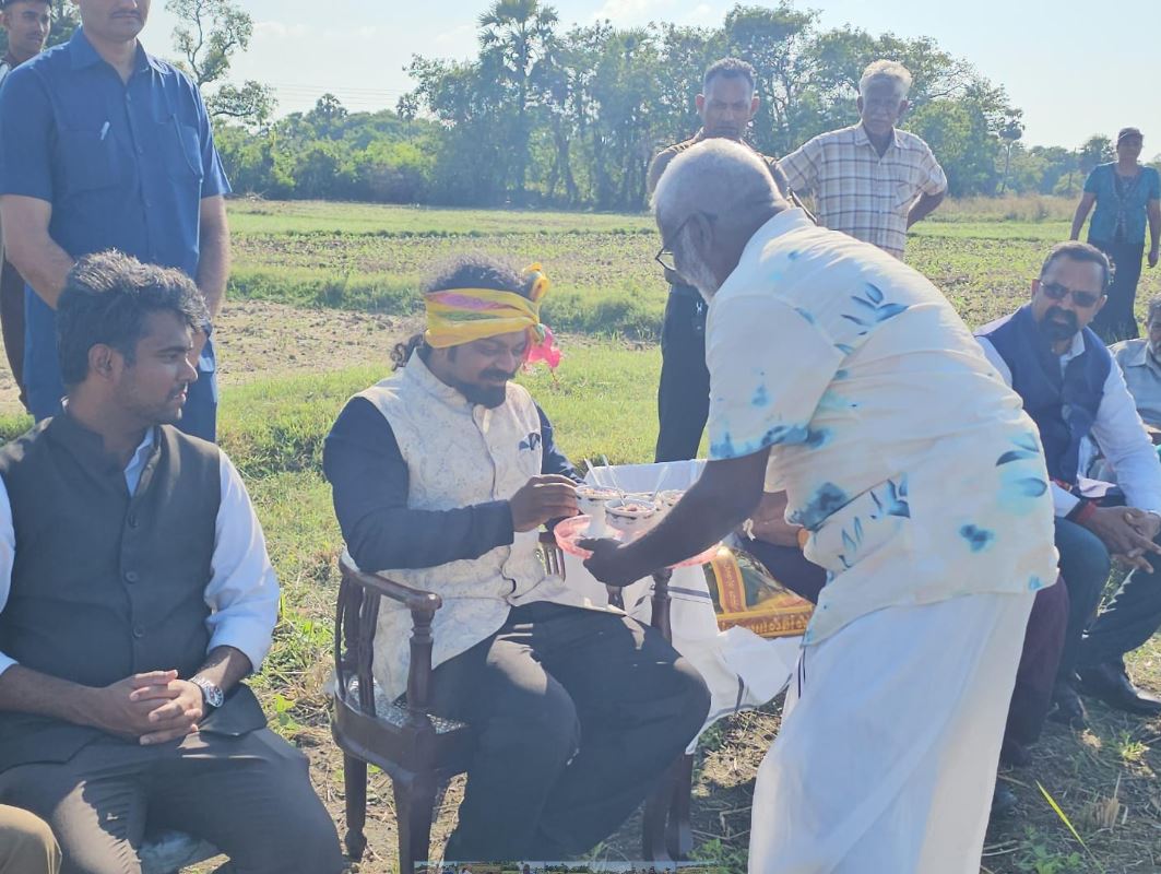 இந்தியாவில் ஆயிரம் வருடங்களுக்கு முன்னர் மன்னர்கள் பயன்படுத்திய நெல்லின அறுவடை விழா யாழில்