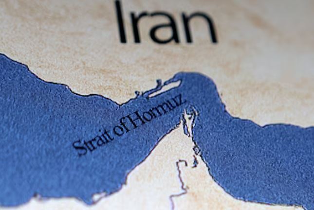 இந்தியக் கொடியுடன் கூடிய கப்பல்கள் ஹர்முஸ் நீரிணை வழியாக ஈரான் அனுமதி?