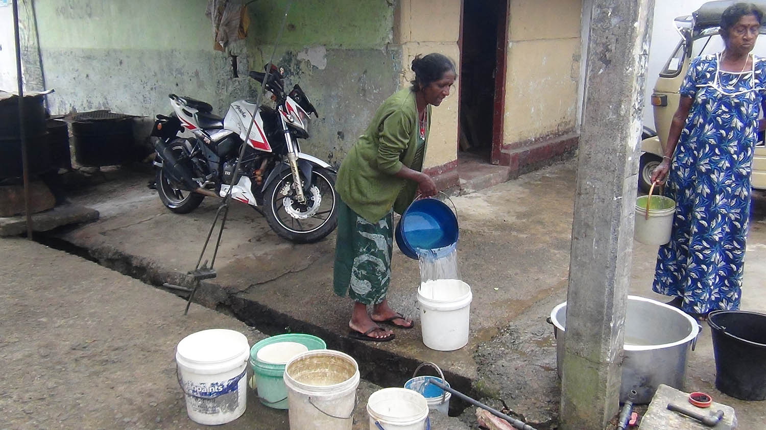 அரைநூற்றாண்டாக குடிநீருக்காக போராடும் கொட்டகலை டிரேட்டன் தோட்ட மக்கள்