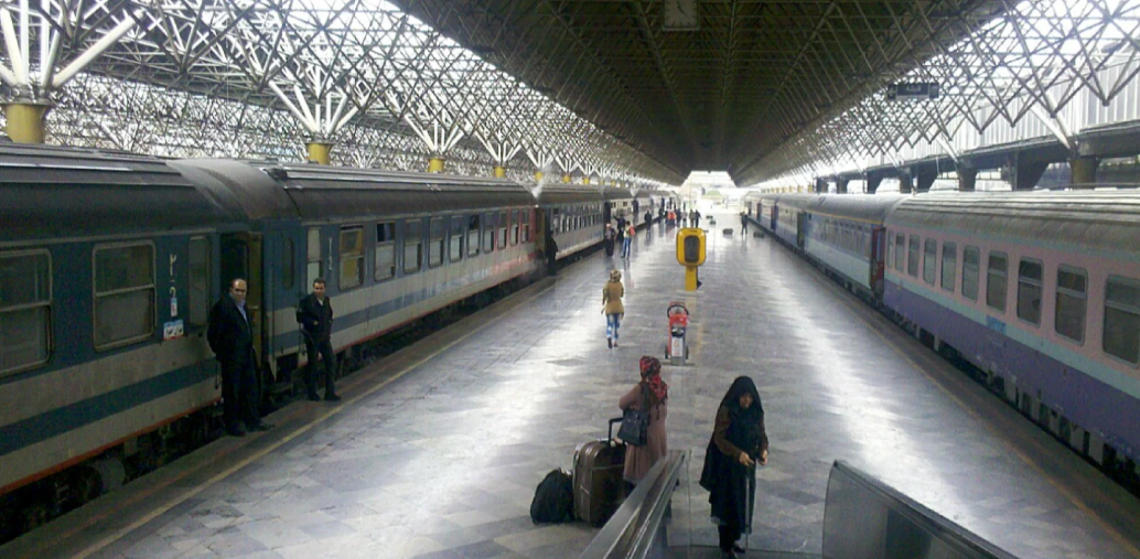 ரயில் பயணத்தை தவிர்க்குமாறு ஈரான் மக்களுக்கு இஸ்ரேல் எச்சரிக்கை