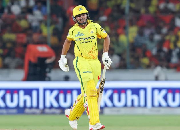 சென்னை அணிக்கு மற்றுமொரு பேரிடி – தொடரில் இருந்து விலகிய அதிரடி ஆட்ட நாயகன்