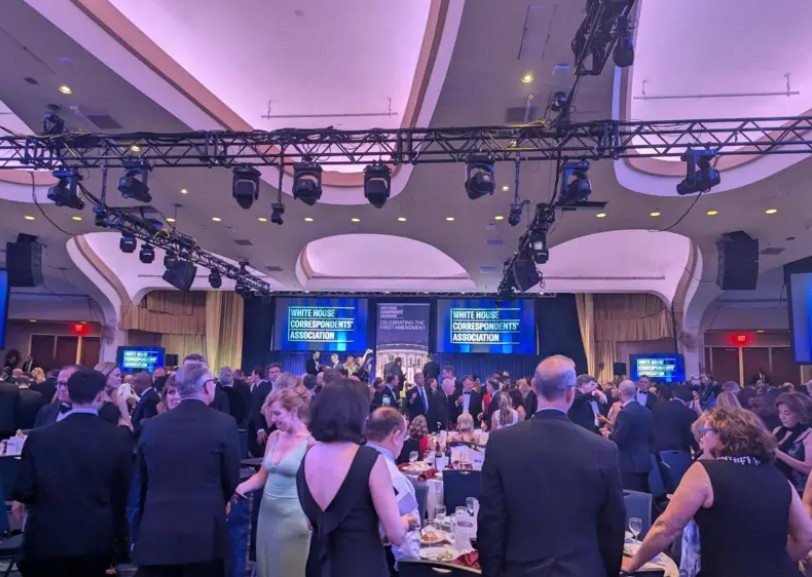 வெள்ளை மாளிகையில் பலமுறை துப்பாக்கிச் சூடு  – அவசரமாக வெளியேற்றப்பட்ட ட்ரம்ப்