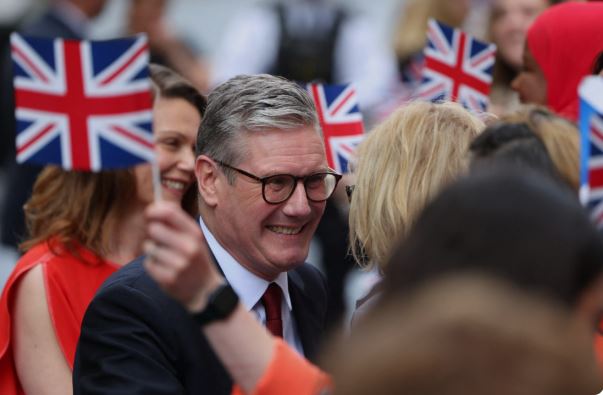 பிரித்தானியாவின் பாரம்பரிய இரு கட்சி அரசியல் முடிவுக்கு வருகின்றதா?